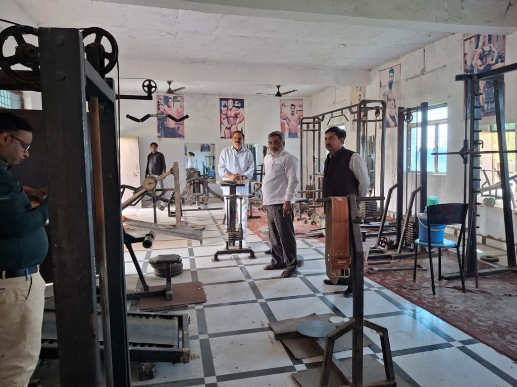 Campus Gymnasium & Fitness Training Center